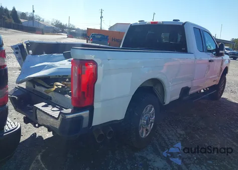 2023 Ford F-250 Xlt z USA, uszkodzony, nr VIN 1FT7X2BT6PEC29163